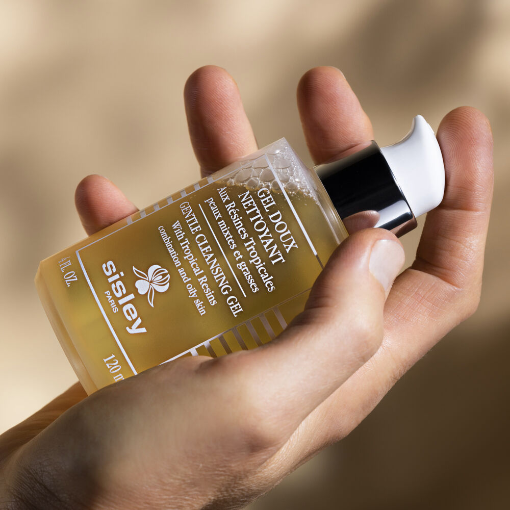 Gel Doux Nettoyant aux Résines Tropicales