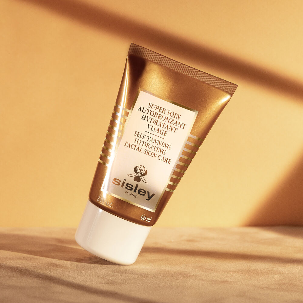 SUPER SOIN AUTOBRONZANT HYDRATANT VISAGE
