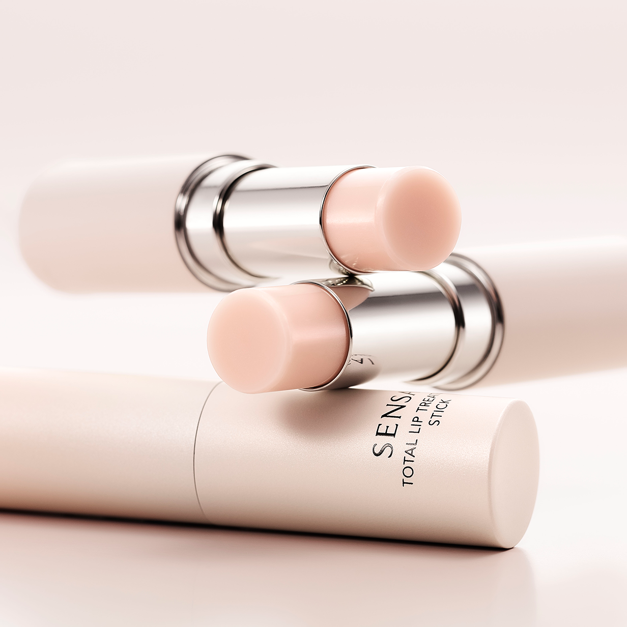 TOTAL LIP TREATMENT STICK