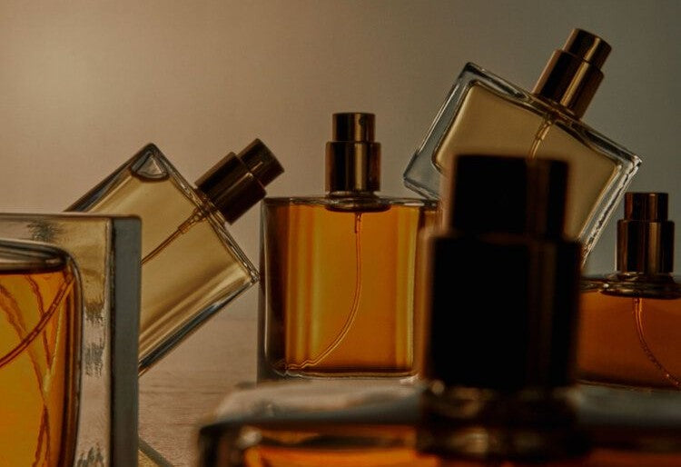 L’Arte del Layering: Come creare la tua firma olfattiva su misura