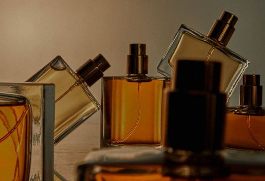 L’Arte del Layering: Come creare la tua firma olfattiva su misura